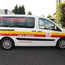 Ambulanze Fahrzeugbeschriftung